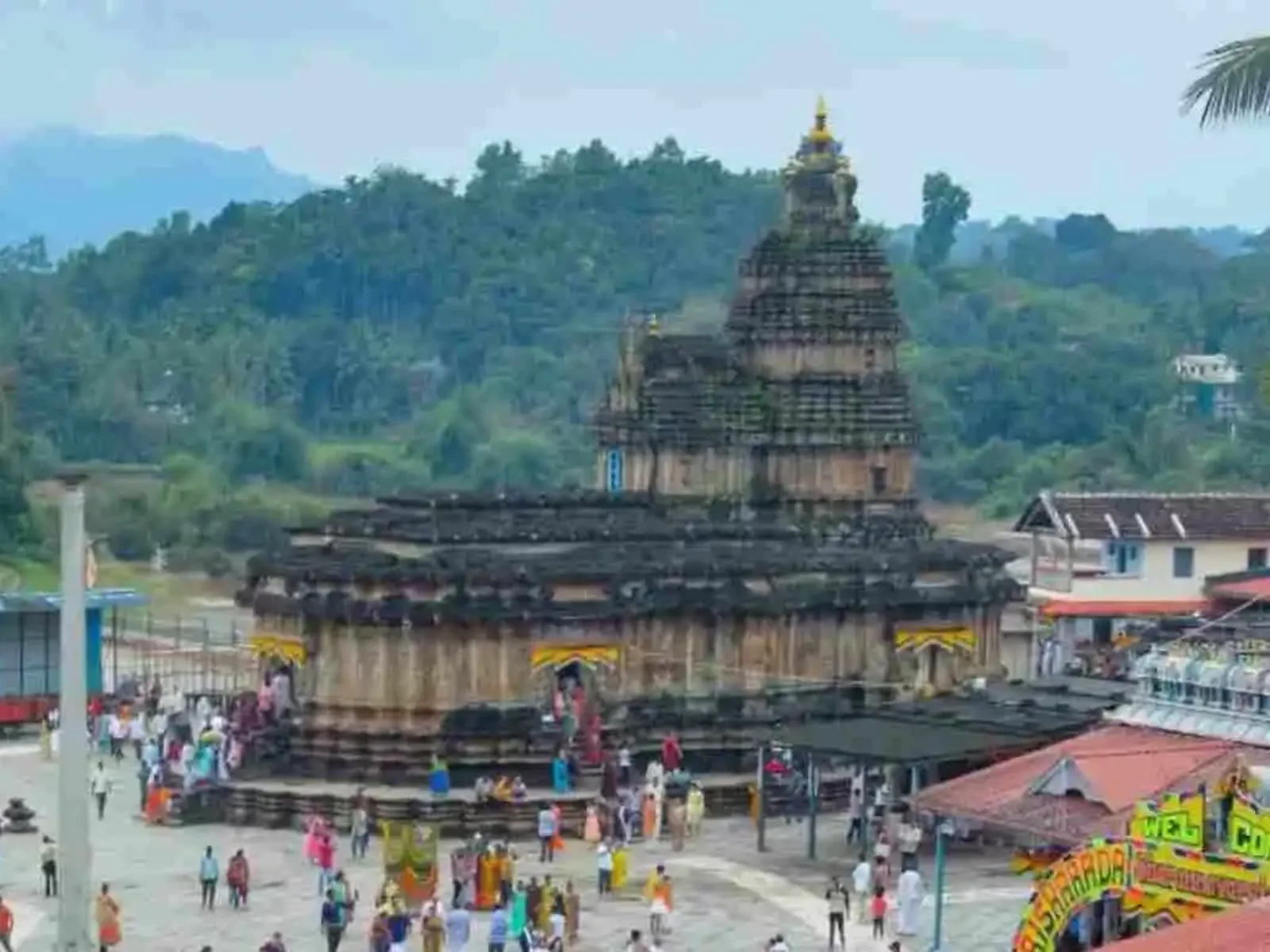 The Sharadamba Temple complex at Sringeri, on the banks of the Tunga